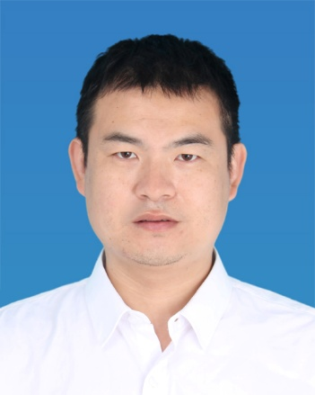 阳伏林